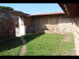 04474 ostia - regio i - insula xiv - terme del bagnino buticosus (i,xiv,8) - raum 5 - blick li ri caldarium.jpg